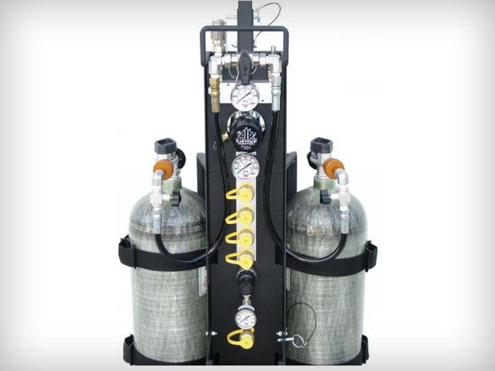 Supplied air breathing apparatus
